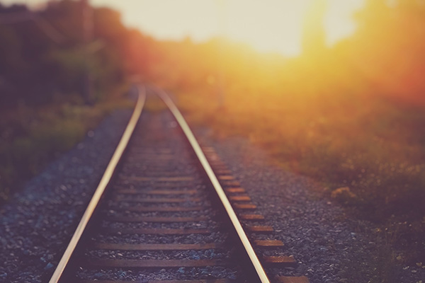 train tracks / picture by marko mudrinic from unsplash